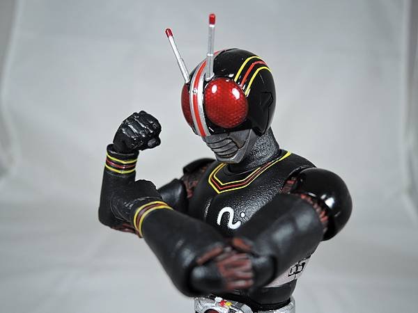 SHF 仮面ライダーブラック (52).JPG