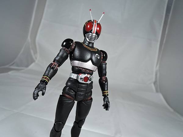 SHF 仮面ライダーブラック (78).JPG