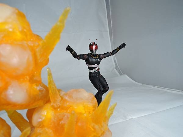 SHF 仮面ライダーブラック (77).JPG