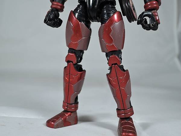 SHF 仮面ライダー響鬼紅＆装甲響鬼 (72).JPG