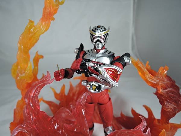 SHF 仮面ライダー龍騎サバイブ (4).JPG