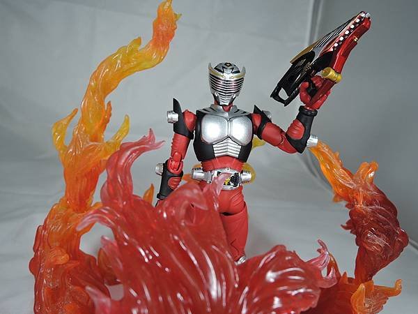 SHF 仮面ライダー龍騎サバイブ (7).JPG