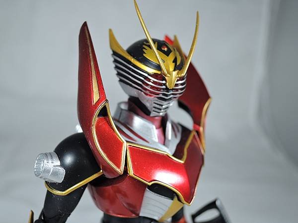 SHF 仮面ライダー龍騎サバイブ (13).JPG