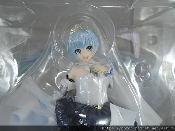 GSC 雪ミク Snow Princess ver (12).JPG