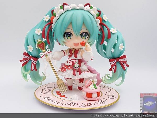 PhotoCap_ねんどろいど 初音ミク 15th Anniversary (11).jpg