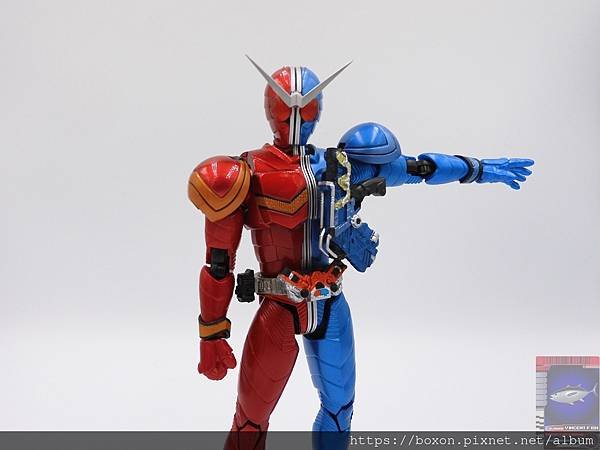 PhotoCap_SHF 仮面ライダーダブル ヒートメタル (54).jpg