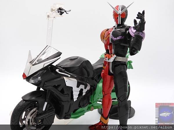 PhotoCap_SHF 仮面ライダーダブル ヒートメタル (74).jpg