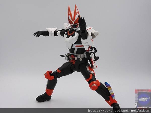 PhotoCap_SHF 仮面ライダーギーツ (6).jpg