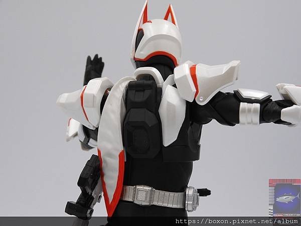 PhotoCap_SHF 仮面ライダーギーツ (13).jpg