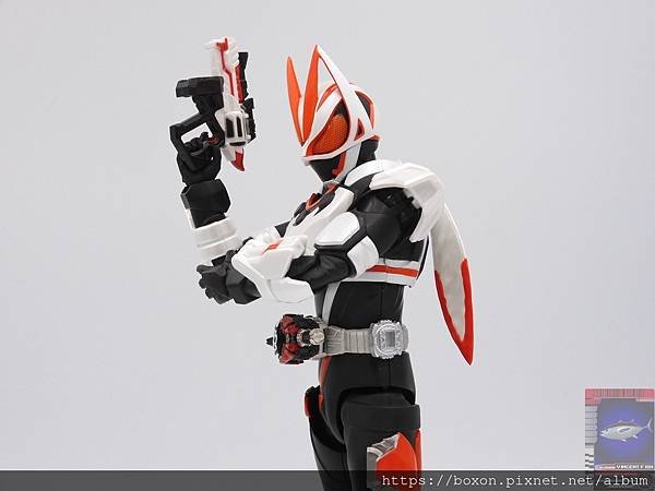 PhotoCap_SHF 仮面ライダーギーツ (21).jpg