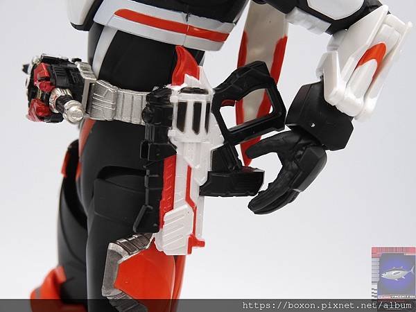 PhotoCap_SHF 仮面ライダーギーツ (19).jpg