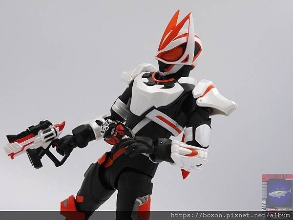 PhotoCap_SHF 仮面ライダーギーツ (24).jpg