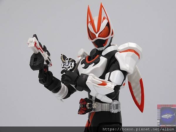 PhotoCap_SHF 仮面ライダーギーツ (35).jpg