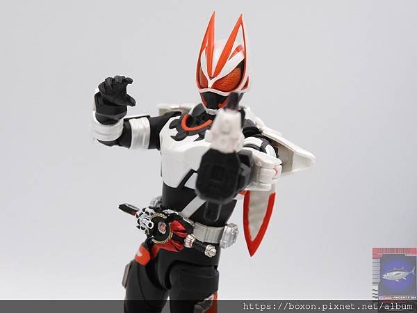 PhotoCap_SHF 仮面ライダーギーツ (64).jpg