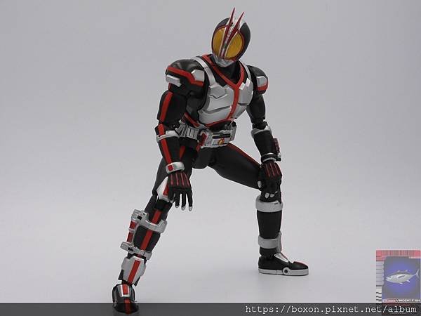 PhotoCap_SHF 仮面ライダーファイズ＆オートーバジン (25).jpg