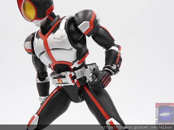 PhotoCap_SHF 仮面ライダーファイズ＆オートーバジン (40).jpg