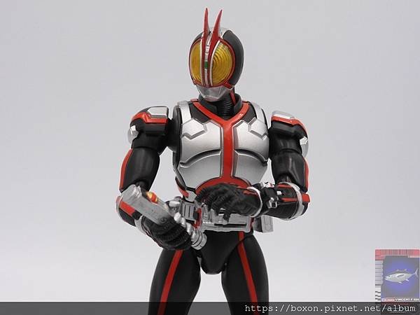 PhotoCap_SHF 仮面ライダーファイズ＆オートーバジン (58).jpg