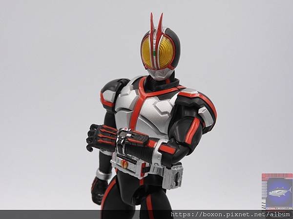 PhotoCap_SHF 仮面ライダーファイズ＆オートーバジン (83).jpg