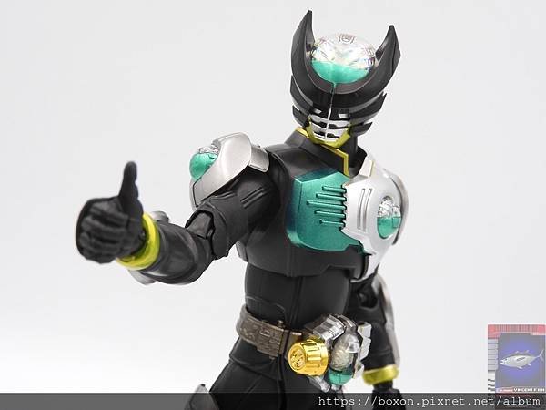 PhotoCap_SHF 仮面ライダーバース (5).jpg