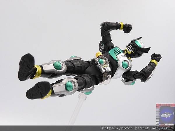 PhotoCap_SHF 仮面ライダーバース (22).jpg