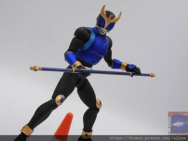 PhotoCap_SHF 仮面ライダークウガ ドラゴンフォーム＆ライジングドラゴン (17).jpg