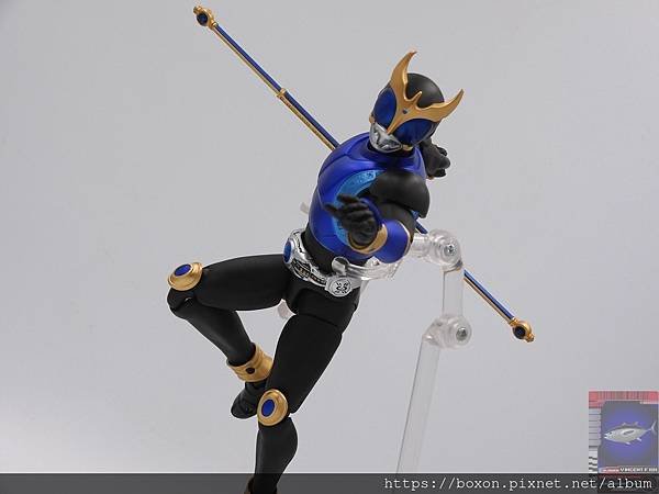 PhotoCap_SHF 仮面ライダークウガ ドラゴンフォーム＆ライジングドラゴン (48).jpg