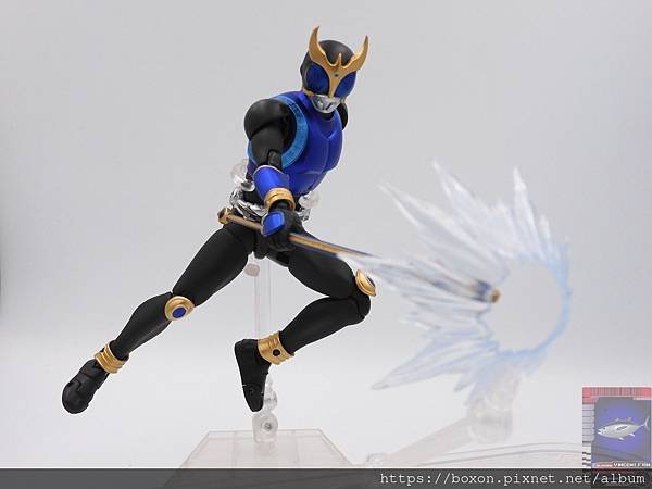 PhotoCap_SHF 仮面ライダークウガ ドラゴンフォーム＆ライジングドラゴン (51).jpg