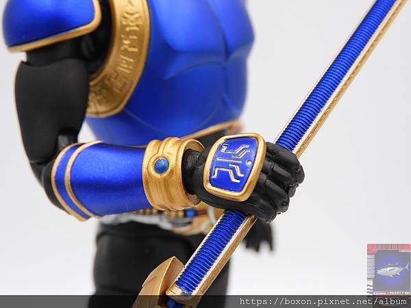 PhotoCap_SHF 仮面ライダークウガ ドラゴンフォーム＆ライジングドラゴン (62).jpg