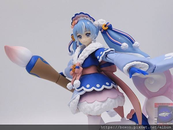 PhotoCap_figma 雪ミク 2023 ver (37).jpg