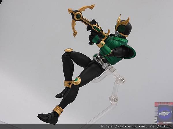 PhotoCap_SHF 仮面ライダークウガ ペガサス＆ライジングペガサスフォーム (23).jpg