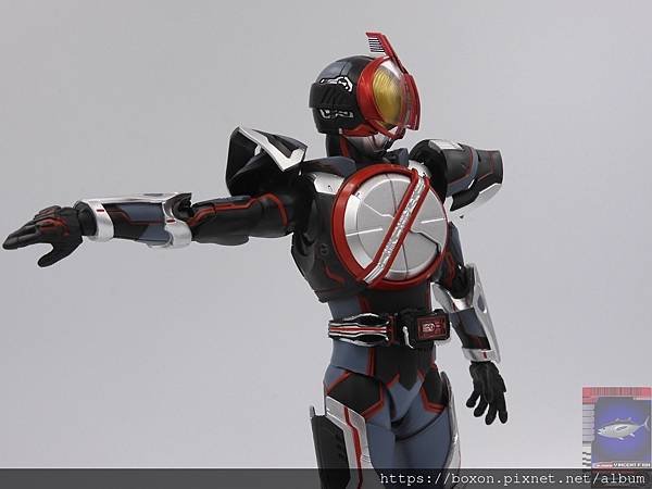 PhotoCap_SHF 真骨彫 仮面ライダーネクストファイズ  (19).jpg