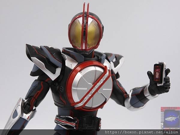 PhotoCap_SHF 真骨彫 仮面ライダーネクストファイズ  (33).jpg