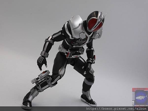 PhotoCap_真骨彫 仮面ライダーファイズ アクセルフォーム (42).jpg