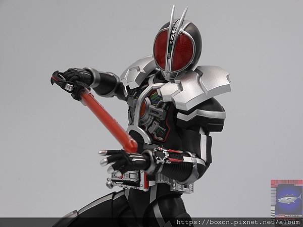 PhotoCap_真骨彫 仮面ライダーファイズ アクセルフォーム (60).jpg