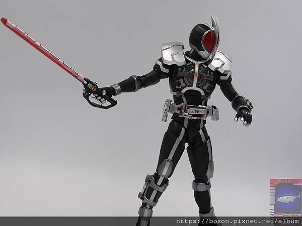 PhotoCap_真骨彫 仮面ライダーファイズ アクセルフォーム (58).jpg