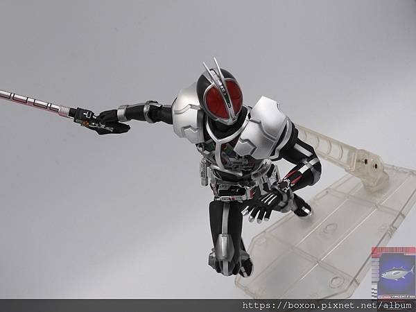 PhotoCap_真骨彫 仮面ライダーファイズ アクセルフォーム (61).jpg