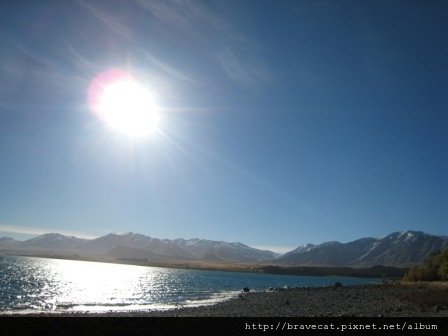 IMG_1338 Lake Tekapo-皚皚白雪的庫克山.JPG
