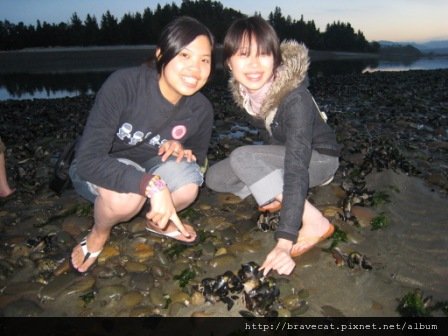 IMG_2494 Motueka Beach-Sherry &amp; Me.JPG