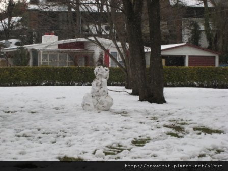 IMG_1397 Arrowtown- 路邊的雪人.JPG