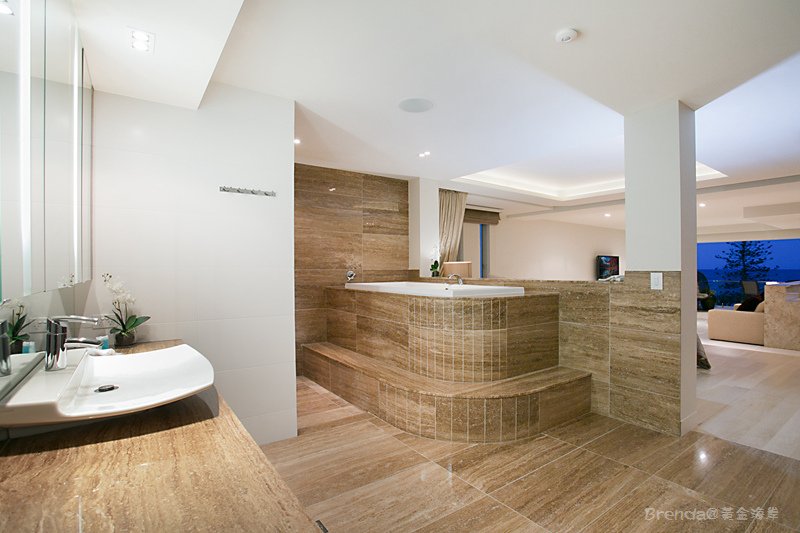 OCEAN Master Bathroom.jpg