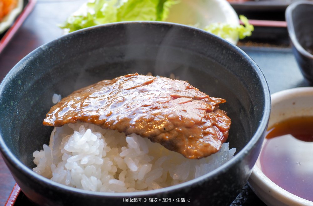 燒肉仔虎上燒肉lunch肉片.jpg