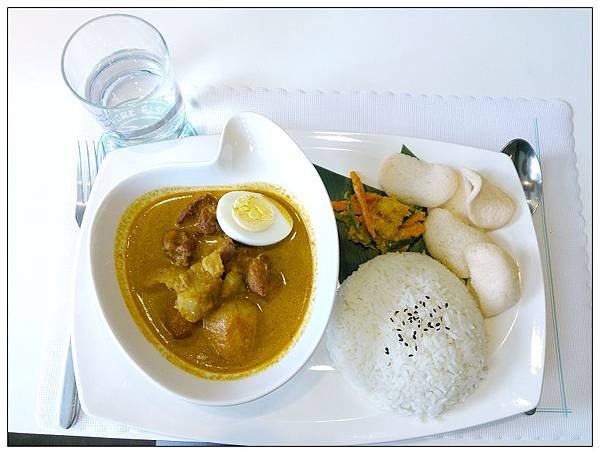 WHERE ELSE CAFE33.JPG