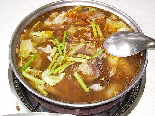 第二道菜色 羊肉爐.jpg