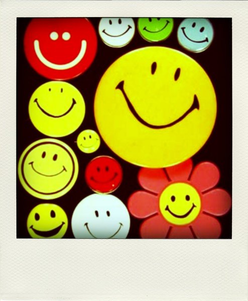 happyface04-pola.jpg