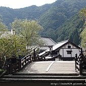 34. 日劇 タイガㄧ&amp;ドラゴン(長瀨智也與岡田准一, 說日本相聲的那部) 有一幕是在這裡拍的喔~.jpg