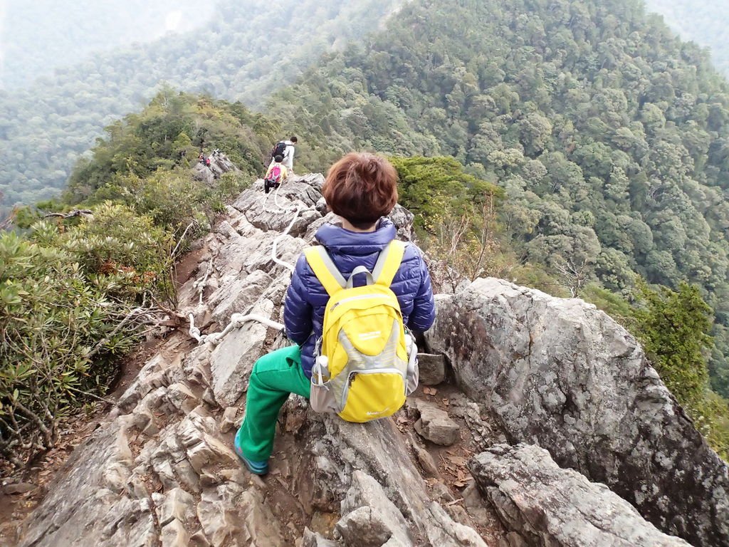 下山會塞人..因為踩點不好找.要花些時間等待