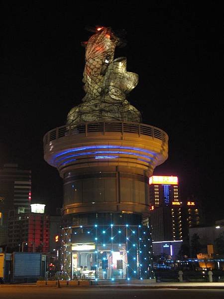 鰲主燈