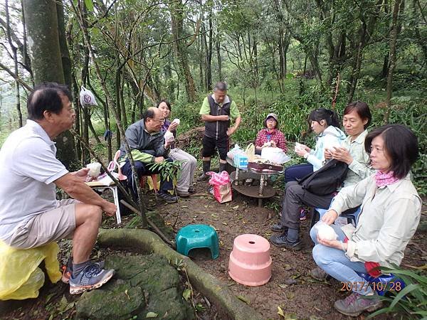 20171028森秋賞山菊活動 (12).JPG