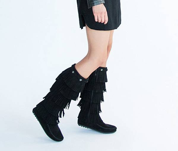 womens-boots-5-layer-black-1659_lifestyle_detail.jpg