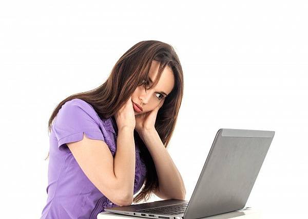 girl-computer-work-fatigue-office-woman